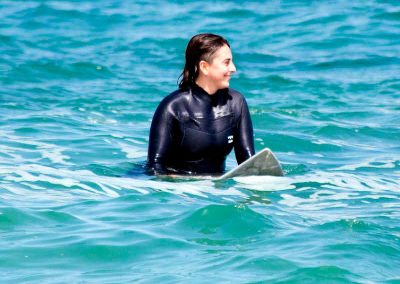 Surf en Playa Cavancha