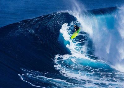 Surf en Playa Cavancha