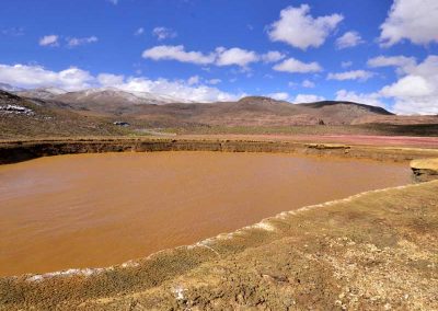 La Misteriosa Laguna Roja