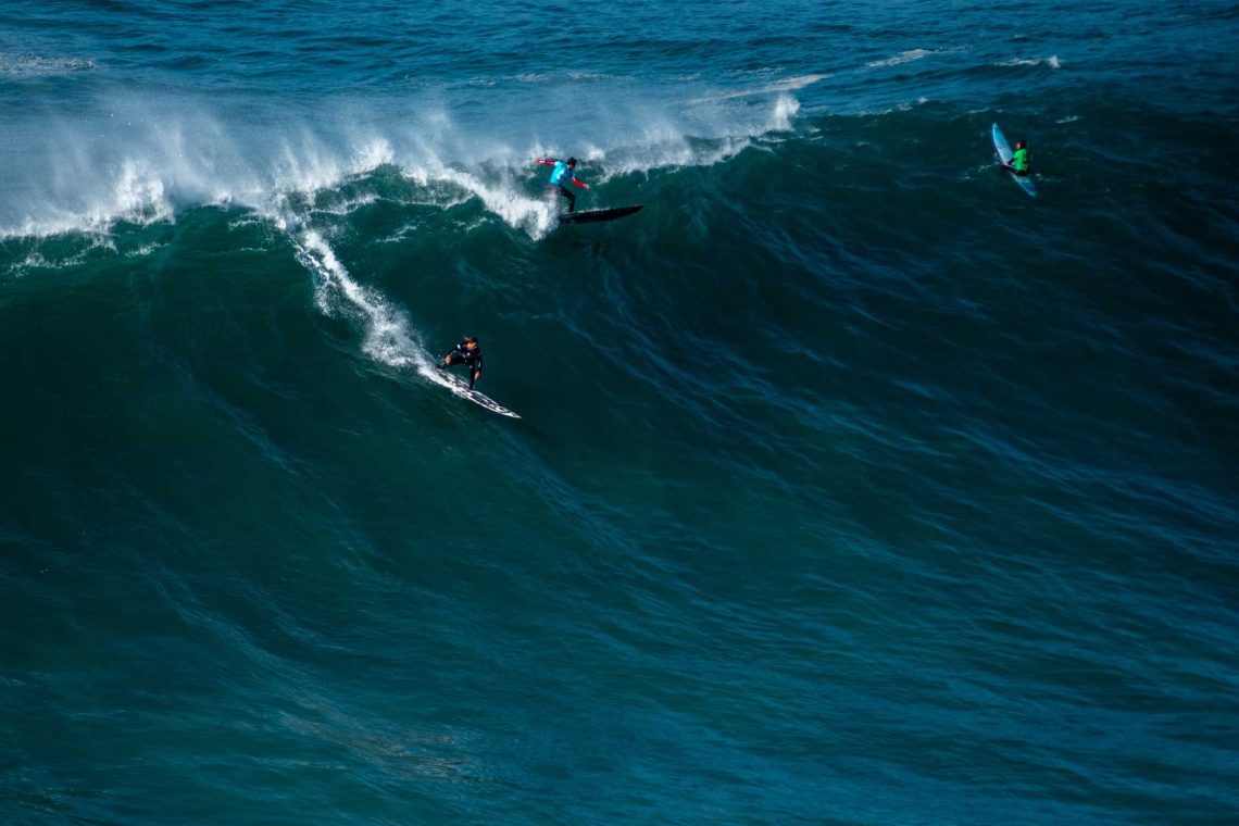 Surf en Playa Cavancha